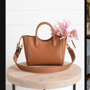 Aallyn Lilly Satchel handbag